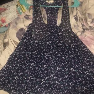 Really cute tank top.